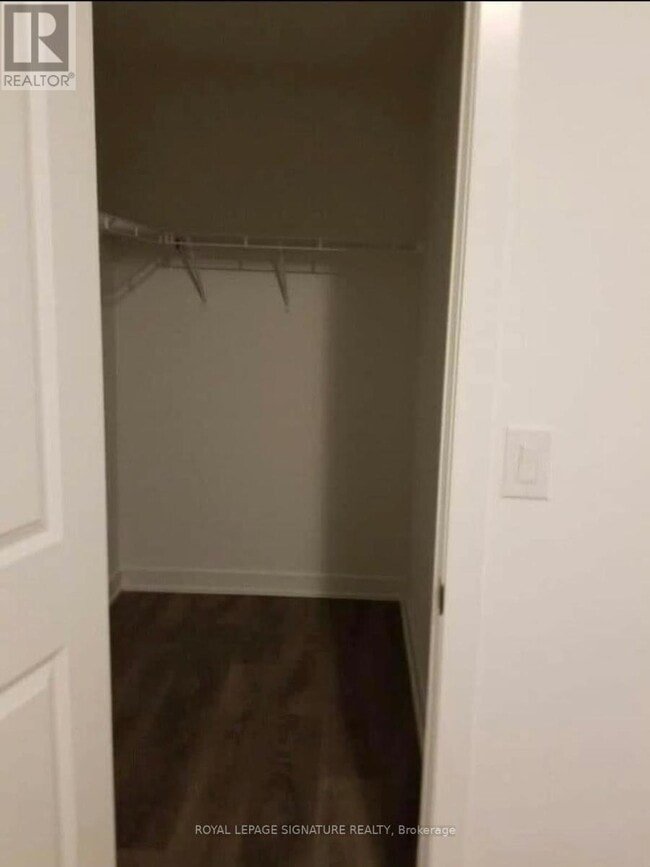 Photo - 4633 Glen Erin Dr Unité 511