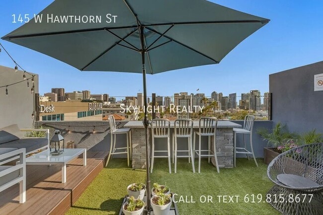 145 W Hawthorn St