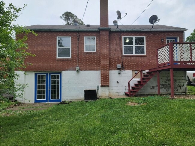 Photo - 3571 Wright Ave