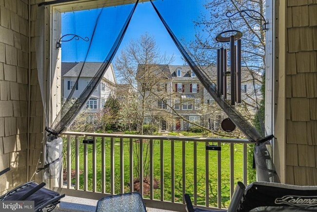742 Collington Ct
