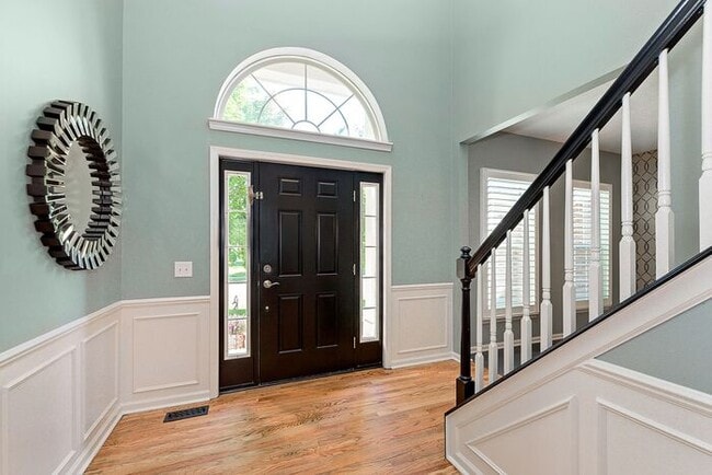 Stunning 6 Bed 3.5 Bath Carmel Home With Finished Basement an Fenced Yard!