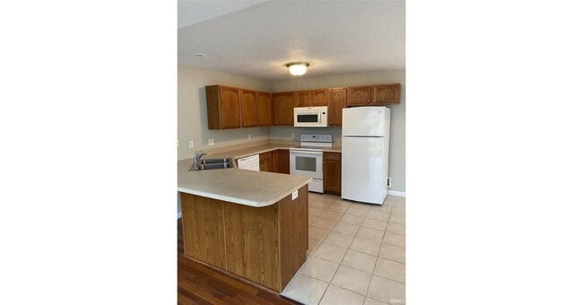 Photo - 10649 Midway Dr