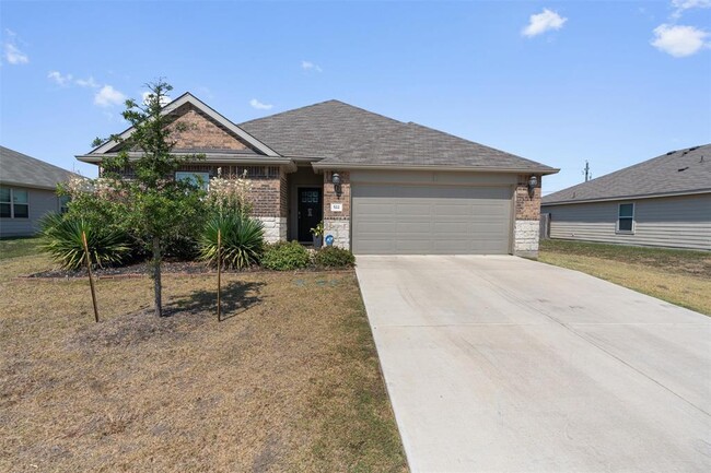 Photo - 522 Hendelson Ln