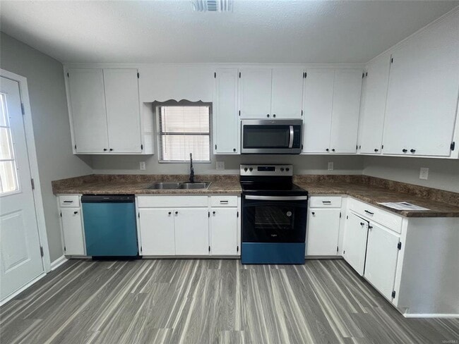 Photo - 7048 Epperson Dr