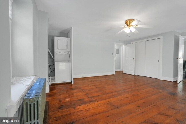 Photo - 839 Morris Rd