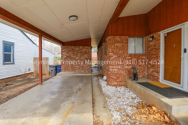 Photo - LOCATION LOCATION LOCATION!! Brookside Gem Available Immediately!