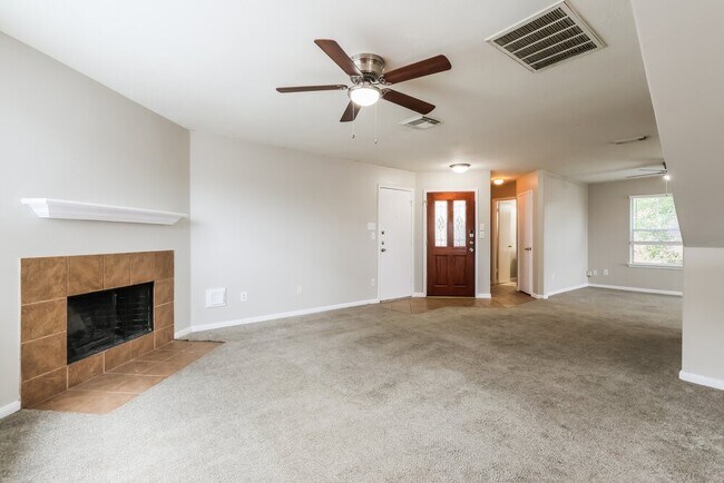 Photo - 25306 Barmby Dr