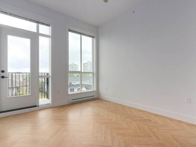 Photo - 10168-10168 149 St