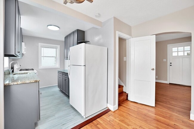 Photo - 608 N Abingdon St