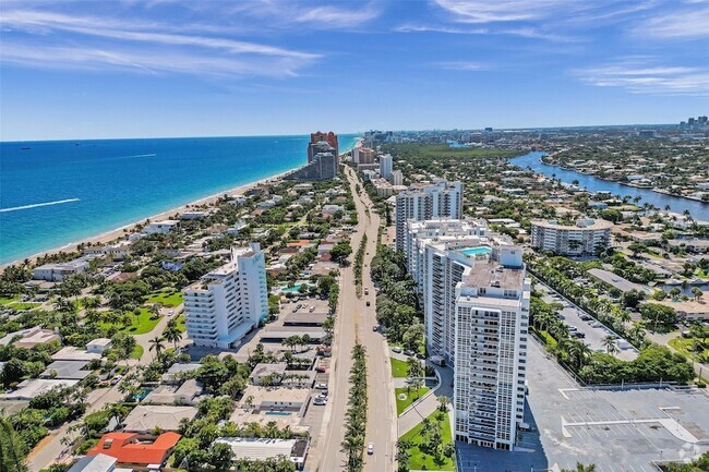 Building Photo - 2841 N Ocean Blvd Rental