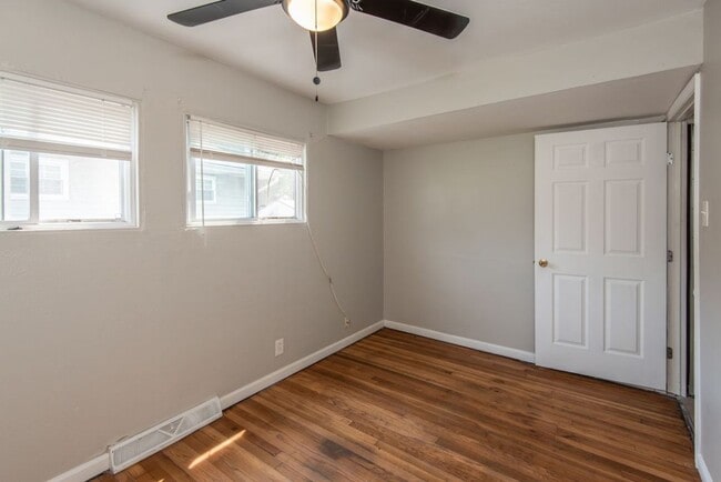 Photo - 104 Glen Garry Rd