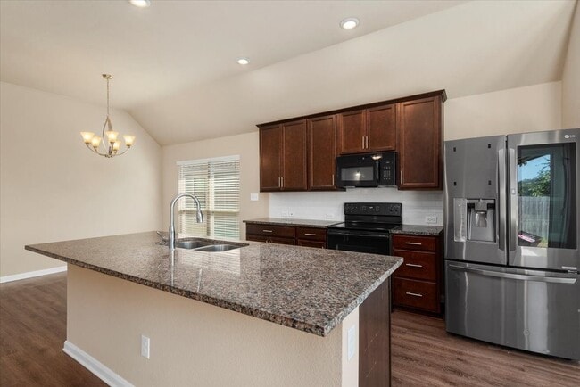 Photo - 119 Brock's Ln