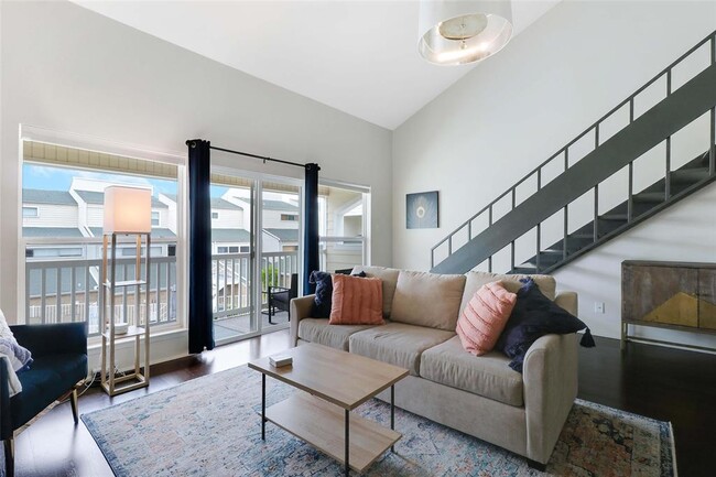 Photo - 1818 S Lakeshore Blvd Unit 32