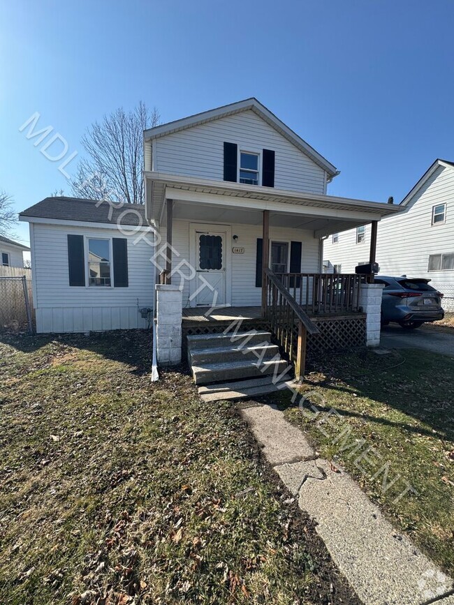 Building Photo - 2 Bedroom 1 Bathroom Home