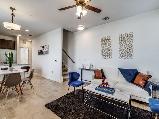 Photo - 501 W 30th St Apartment Unit ID1240402P