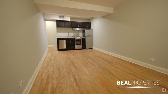 Building Photo - 0 bedroom in CHICAGO IL 60613 Unit GDN Rental