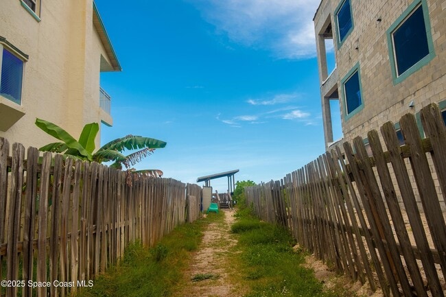 Photo - 135 Richards Rd