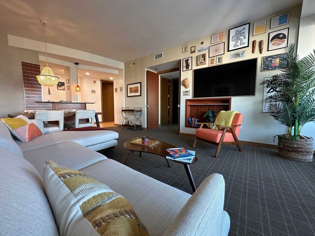 Building Photo - 1395 Brickell Bay Dr Unit ID1328110P