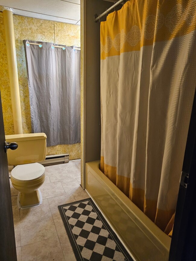 Photo - 324 S 3rd St Unidad 2