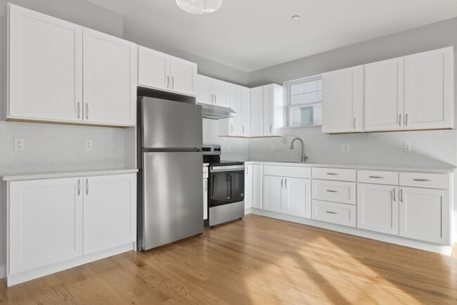 Photo - 19 Simon St Unit 19-2