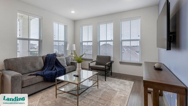 Photo - 2600 Kinship Pkwy Unidad 3-309.1411651