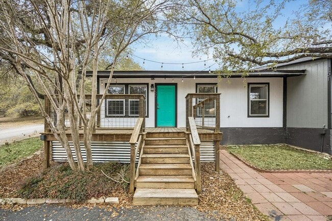 Building Photo - 23393 Nameless Rd Unit 152