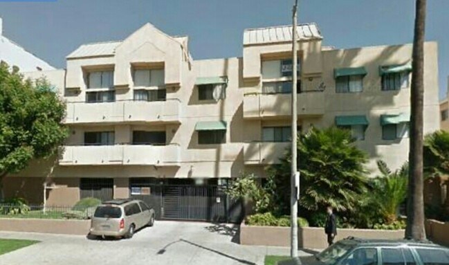 Photo - 326 S Manhattan Pl Unit 101