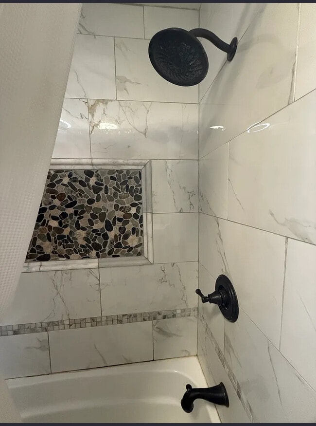 Building Photo - 2007 Kater St