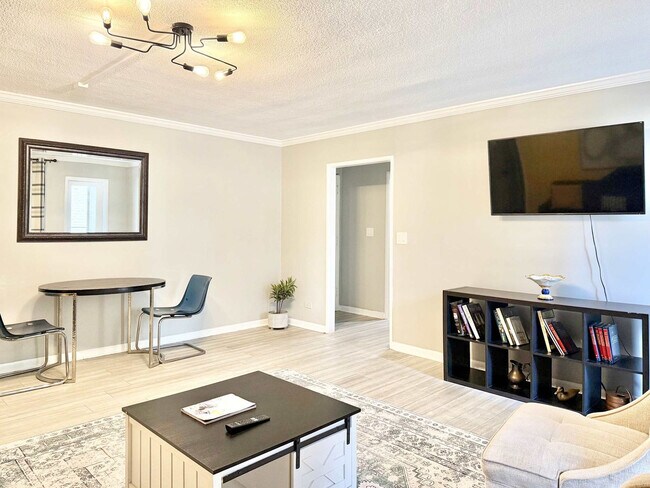 300 W Peachtree St NW Unit SI ID1299355P