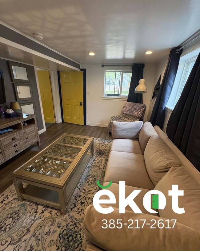 Photo - Birtok-500 South-1267 Unit 1