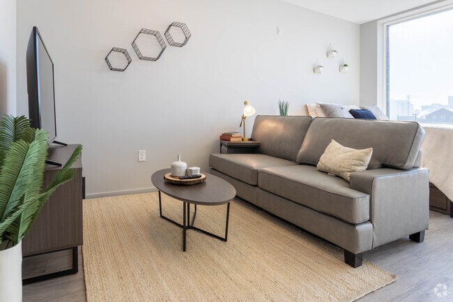 Studio - The Micklin