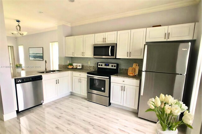 Photo - 12224 S W 8th Ct