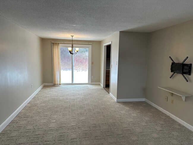 Building Photo - 52 Starboard Dr Unit 52 Starboard