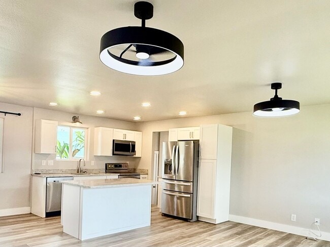 Photo - 3 Bedroom 1.5 Bath for rent in Waimea