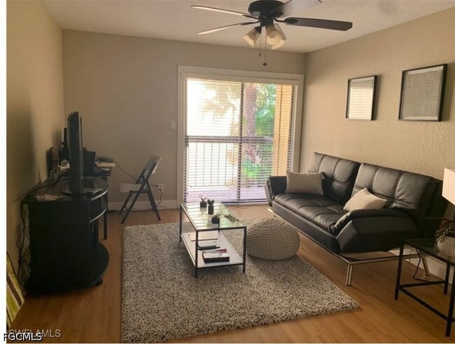 Photo - 2835 Winkler Ave Unit 209