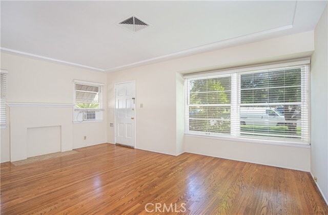 Photo - 1562 Riverside Dr