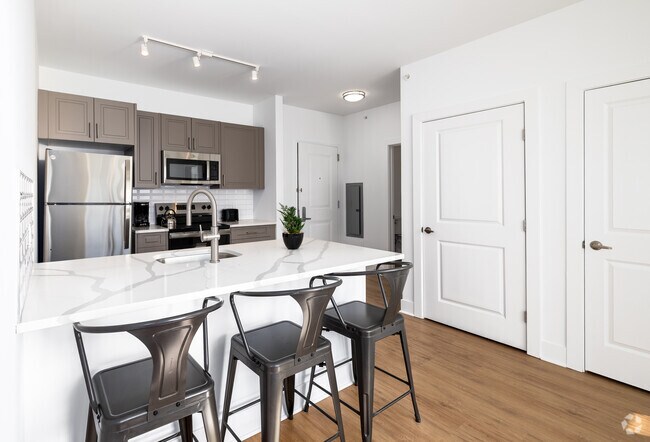 2BR, 2BA - 838SF - A - Kitchen