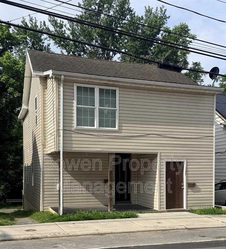 Photo - 125 E Main St