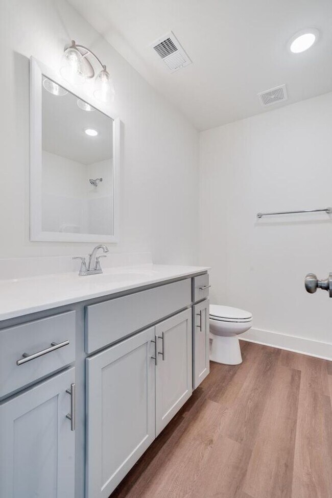 Photo - 3 bedroom home with bonus loft!