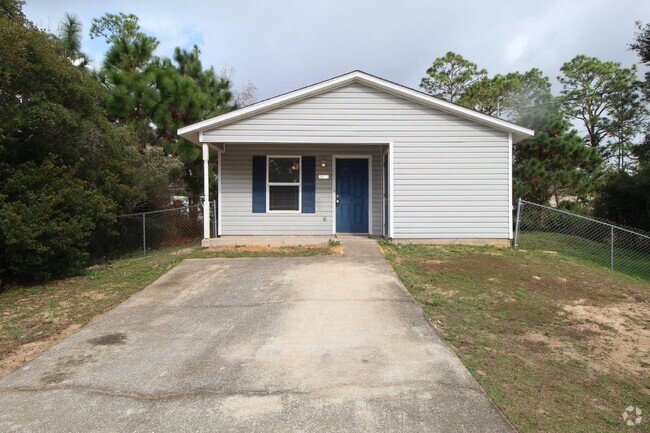 Building Photo - Charming 3-Bedroom Patio Home in Gulf Bree...