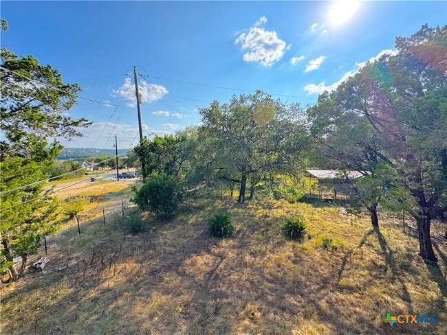 Building Photo - 776 Lookout Dr