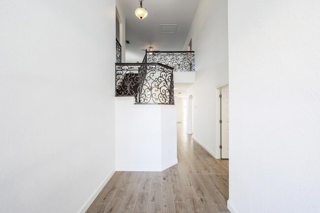 Photo - 115 Coahuila Loop