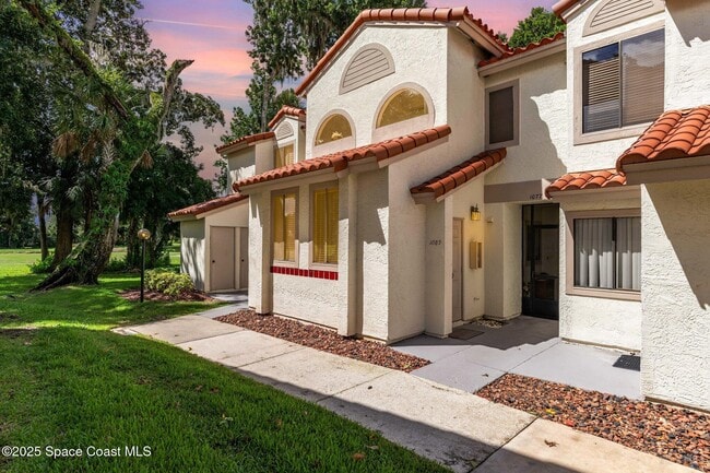 Building Photo - 1089 Country Club Dr Unit 722 Rental