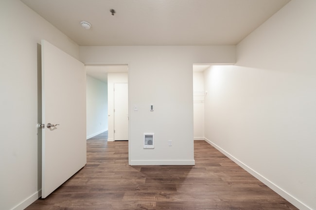 Orchard Glen Apartments