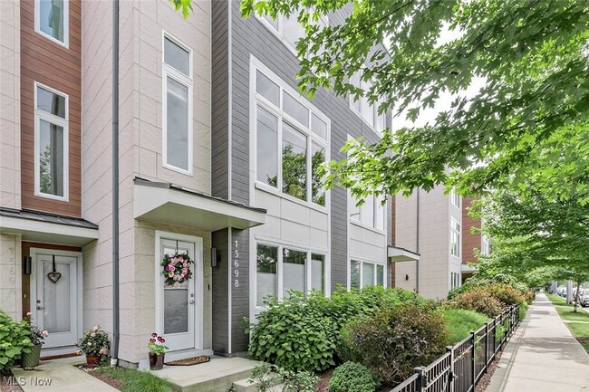 Photo - 1569 E 118th St Condo Unit B