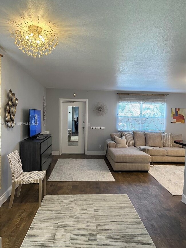 Photo - 134 Monaco Ct Unit 134