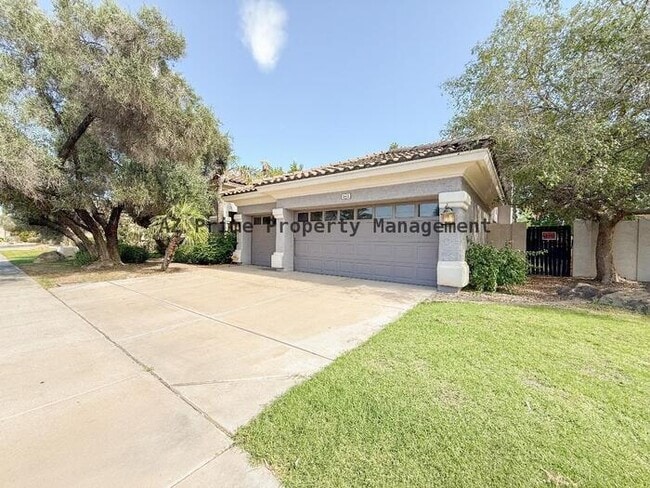 Building Photo - 5501 E Shea Blvd Rental