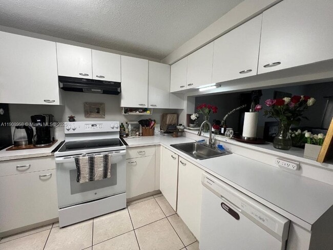 Photo - 3183 SW 50th St