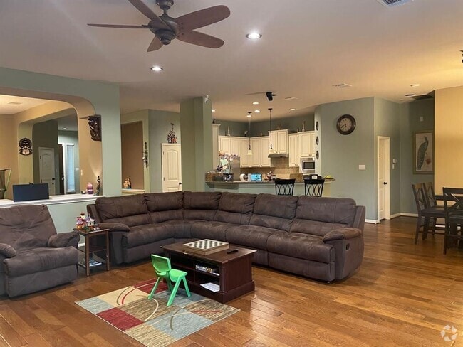 Building Photo - 209 Monahans Dr Rental