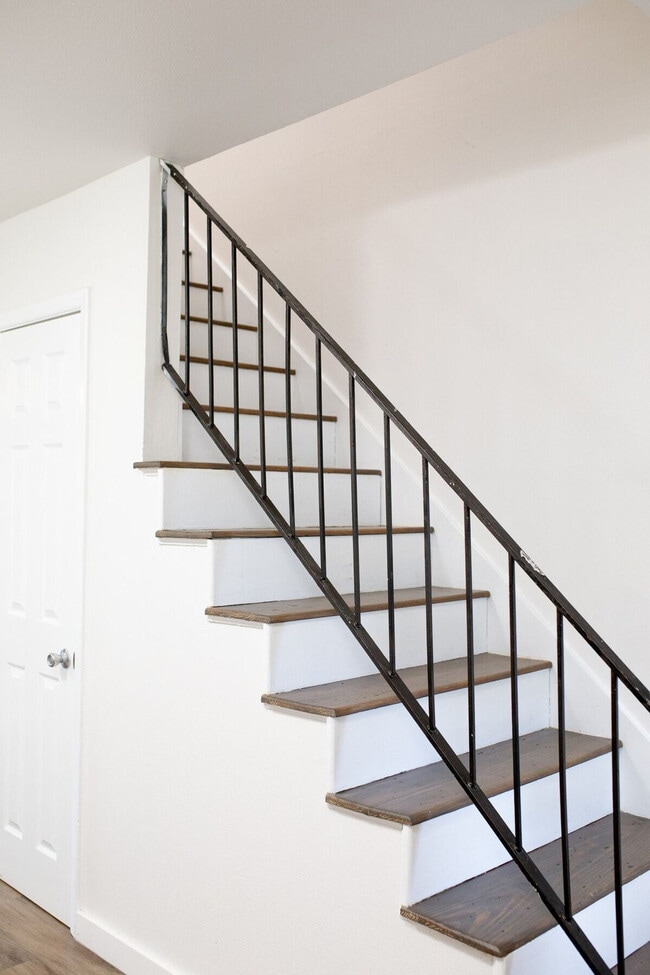 Photo - 4015 W 7th St Unit SI ID1296517P